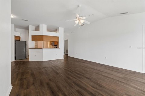 Villa ou maison à vendre à Zephyrhills, Floride: 4 chambres, 145.3 m2 № 2231731 - photo 25