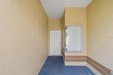 Villa ou maison à vendre à Zephyrhills, Floride: 4 chambres, 145.3 m2 № 2231731 - photo 9
