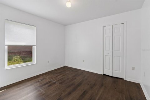 Villa ou maison à vendre à Zephyrhills, Floride: 4 chambres, 145.3 m2 № 2231731 - photo 16