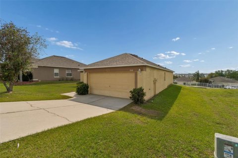 Villa ou maison à vendre à Zephyrhills, Floride: 4 chambres, 145.3 m2 № 2231731 - photo 4