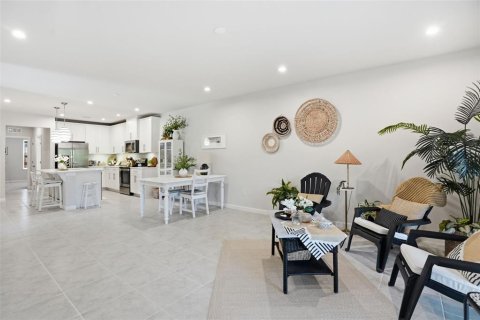Casa en venta en Land O' Lakes, Florida, 3 dormitorios, 142.33 m2 № 2098572 - foto 9