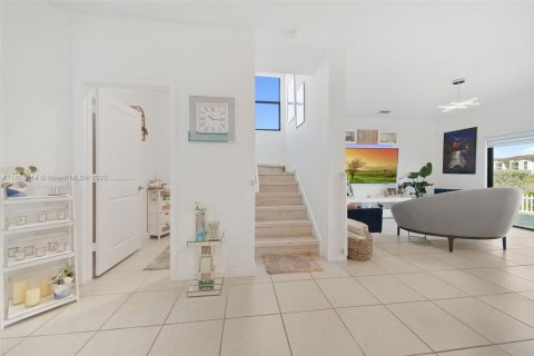 Купить таунхаус в Майами-Гарденс, Флорида 3 спальни, 148.18м2, № 2014221 - фото 9