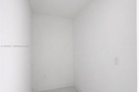 Купить виллу или дом в Майами, Флорида 3 спальни, 100.33м2, № 1945406 - фото 22