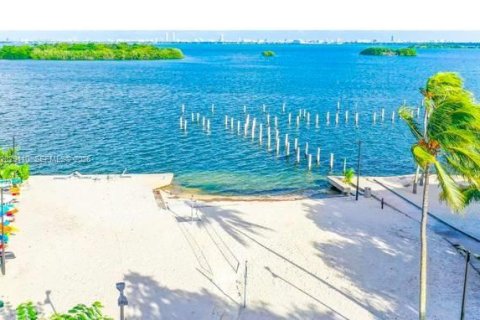 Copropriété à louer à Miami, Floride: 1 chambre, 67.17 m2 № 2085797 - photo 5