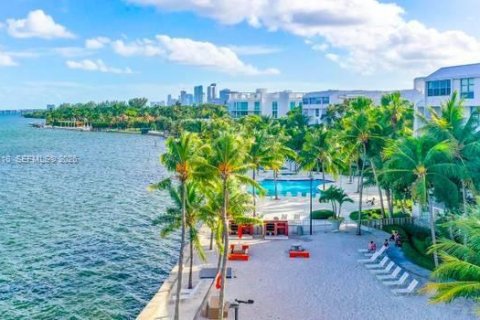 Copropriété à louer à Miami, Floride: 1 chambre, 67.17 m2 № 2085797 - photo 6