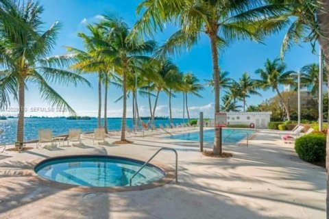 Copropriété à louer à Miami, Floride: 1 chambre, 67.17 m2 № 2085797 - photo 3