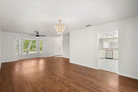 Villa ou maison à vendre à Englewood, Floride: 3 chambres, 194.07 m2 № 1909313 - photo 4