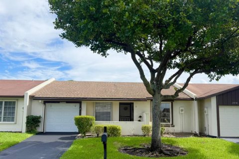 Apartment in Delray Beach, Florida 2 bedrooms, 103.31 sq.m. № 2281337