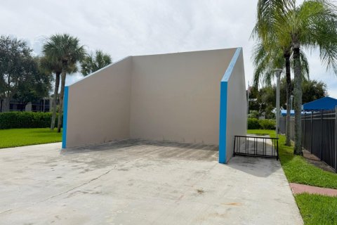 Apartment in Delray Beach, Florida 2 bedrooms, 103.31 sq.m. № 2281337 - photo 18