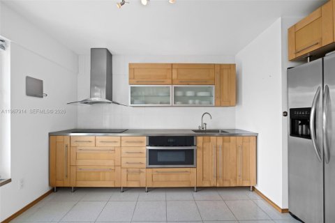 Condominio en venta en Miami Beach, Florida, 2 dormitorios, 92.16 m2 № 2029435 - foto 4