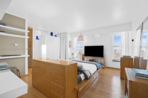 Condominio en venta en Miami Beach, Florida, 2 dormitorios, 92.16 m2 № 2029435 - foto 22