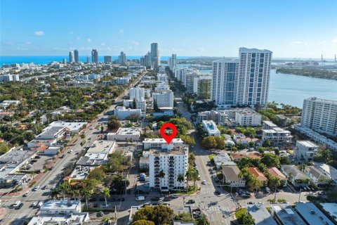 Condominio en venta en Miami Beach, Florida, 2 dormitorios, 92.16 m2 № 2029435 - foto 29