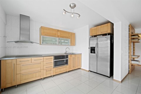 Condominio en venta en Miami Beach, Florida, 2 dormitorios, 92.16 m2 № 2029435 - foto 6