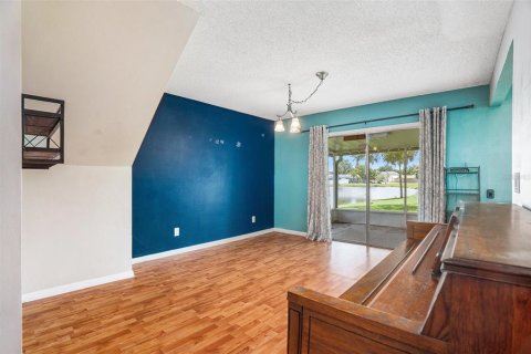 House in Tampa, Florida 3 bedrooms, 132.76 sq.m. № 1847408 - photo 11