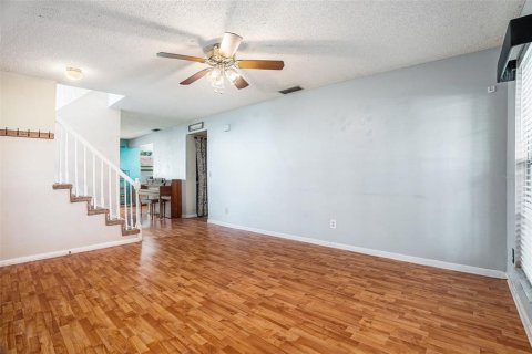 House in Tampa, Florida 3 bedrooms, 132.76 sq.m. № 1847408 - photo 10