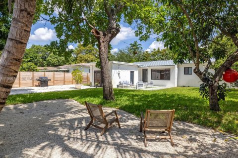 Casa en venta en Miami Shores, Florida, 2 dormitorios, 151.43 m2 № 2029106 - foto 27