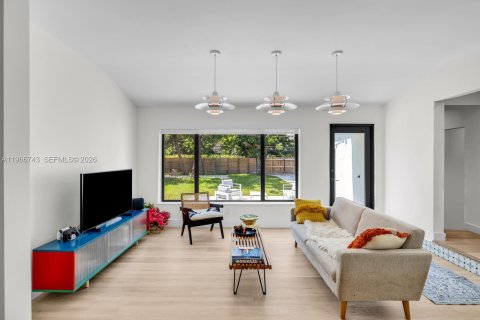 Casa en venta en Miami Shores, Florida, 2 dormitorios, 151.43 m2 № 2029106 - foto 11