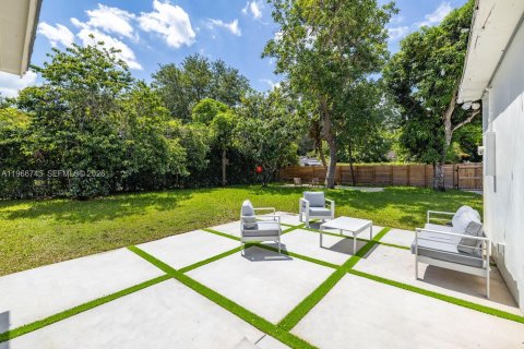 Casa en venta en Miami Shores, Florida, 2 dormitorios, 151.43 m2 № 2029106 - foto 26