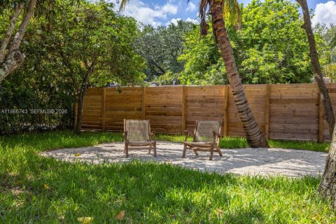 Casa en venta en Miami Shores, Florida, 2 dormitorios, 151.43 m2 № 2029106 - foto 28