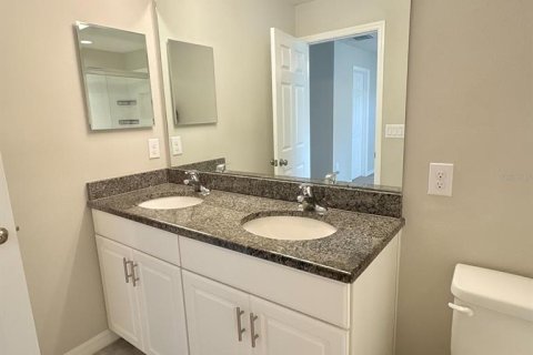Townhouse in Riverview, Florida 3 bedrooms, 130.06 sq.m. № 2234449 - photo 4