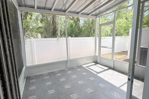 Townhouse in Riverview, Florida 3 bedrooms, 130.06 sq.m. № 2234449 - photo 12