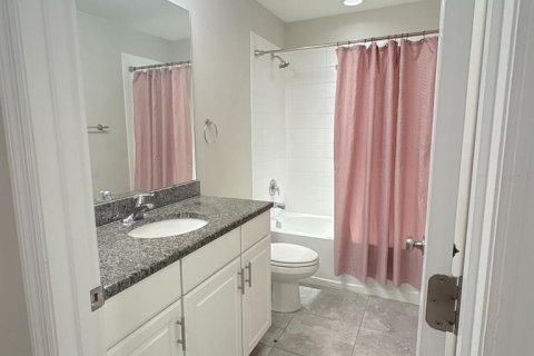 Townhouse in Riverview, Florida 3 bedrooms, 130.06 sq.m. № 2234449 - photo 9