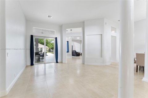 Villa ou maison à vendre à Loxahatchee Groves, Floride: 5 chambres, 384.89 m2 № 1934151 - photo 25