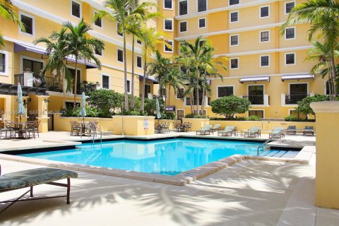 Condo in Miami, Florida, 2 bedrooms  № 1993729 - photo 20