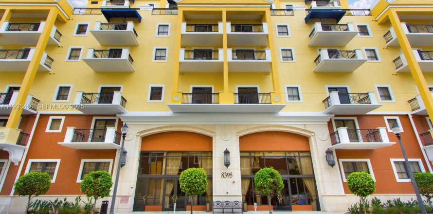Condo in Miami, Florida, 2 bedrooms  № 1993729