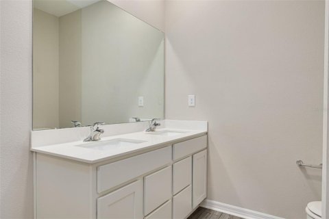 Adosado en venta en New Port Richey, Florida, 3 dormitorios, 153.47 m2 № 1881045 - foto 21