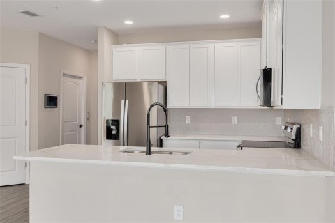 Adosado en venta en New Port Richey, Florida, 3 dormitorios, 153.47 m2 № 1881045 - foto 6