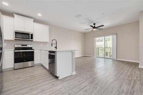 Adosado en venta en New Port Richey, Florida, 3 dormitorios, 153.47 m2 № 1881045 - foto 4