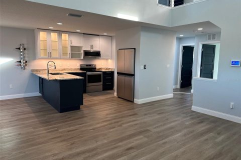 Casa en alquiler en Hudson, Florida, 3 dormitorios, 182.46 m2 № 1916407 - foto 5