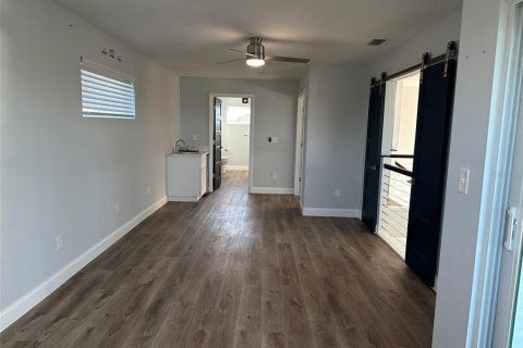 Casa en alquiler en Hudson, Florida, 3 dormitorios, 182.46 m2 № 1916407 - foto 15