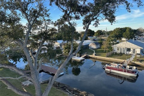 Casa en alquiler en Hudson, Florida, 3 dormitorios, 182.46 m2 № 1916407 - foto 2