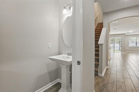 Townhouse in Sanford, Florida 3 bedrooms, 170.85 sq.m. № 1751285 - photo 4