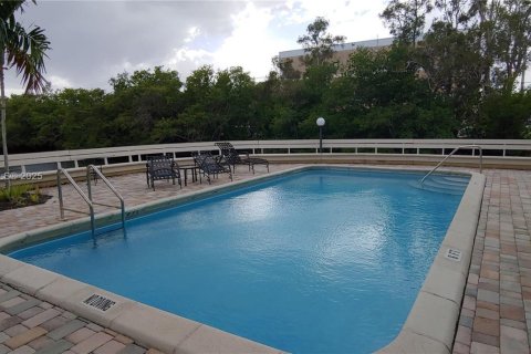 Купить кондоминиум в Форт-Лодердейл, Флорида 1 спальня, 54.63м2, № 1963832 - фото 23