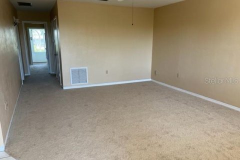 Copropriété à vendre à Seminole, Floride: 2 chambres, 81.2 m2 № 1855864 - photo 3
