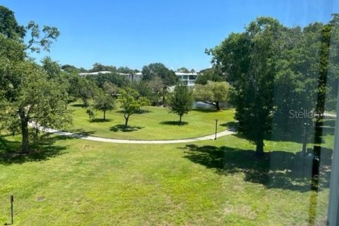 Copropriété à vendre à Seminole, Floride: 2 chambres, 81.2 m2 № 1855864 - photo 2