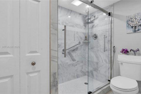 Copropriété à vendre à Pembroke Pines, Floride: 2 chambres, 142.42 m2 № 2075546 - photo 21