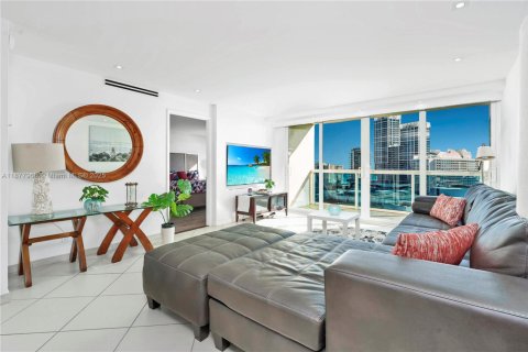 Copropriété à vendre à Miami Beach, Floride: 1 chambre, 84.54 m2 № 1978049 - photo 6