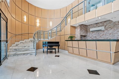 Copropriété à vendre à Miami Beach, Floride: 1 chambre, 84.54 m2 № 1978049 - photo 19