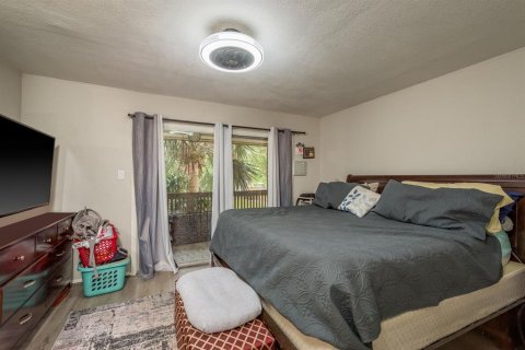 Condo in Saint Petersburg, Florida, 3 bedrooms  № 1586256 - photo 22