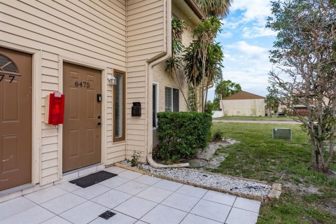 Condo in Saint Petersburg, Florida, 3 bedrooms  № 1586256 - photo 10