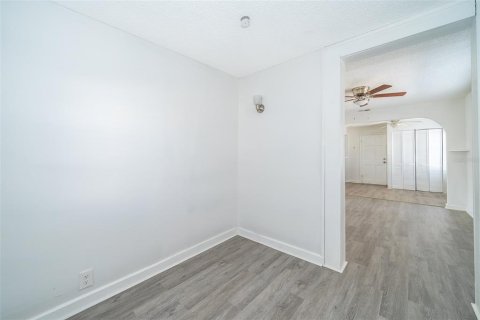Commercial property in Orlando, Florida 3 bedrooms, 131.55 sq.m. № 2393488 - photo 7