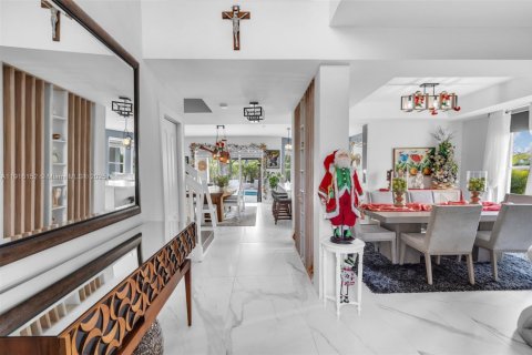 Villa ou maison à louer à Pembroke Pines, Floride: 4 chambres, 225.38 m2 № 1970819 - photo 7