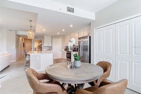 Condo in Venice, Florida, 2 bedrooms  № 1724337 - photo 20