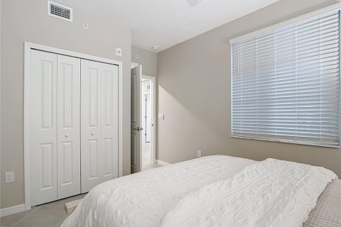 Condo in Venice, Florida, 2 bedrooms  № 1724337 - photo 25