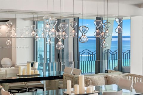 Copropriété à vendre à Miami Beach, Floride: 2 chambres, 142.14 m2 № 1946511 - photo 1