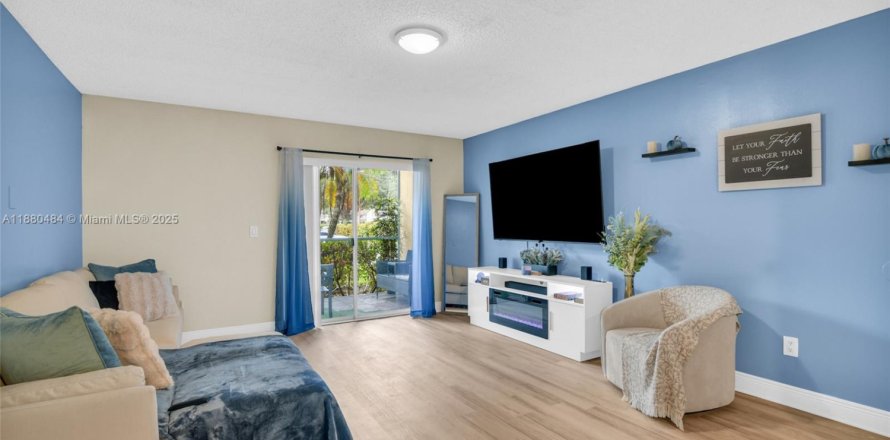 Condo à Pompano Beach, Floride, 1 chambre  № 2013308